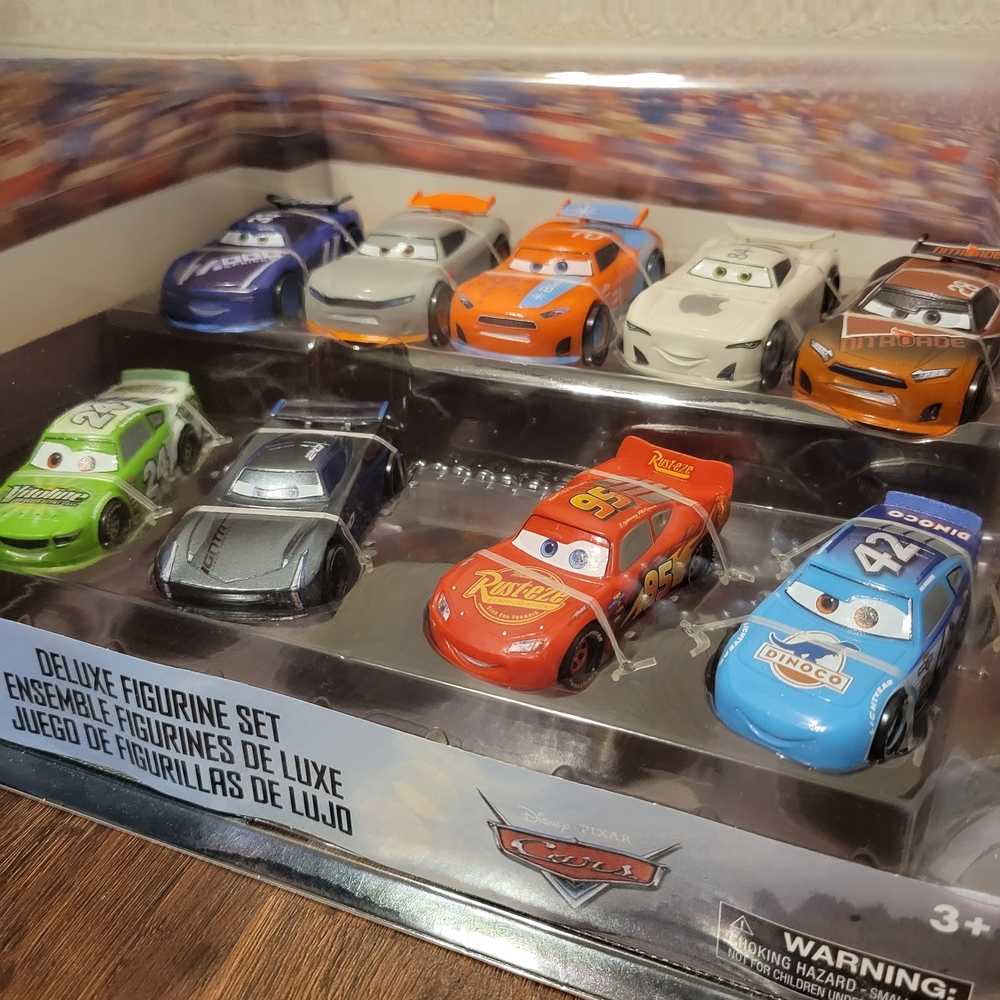 Disney Cars Deluxe Figurine Set - 9 Cars Including Lightning McQueen. Ages 3+ - Picture 2 of 5